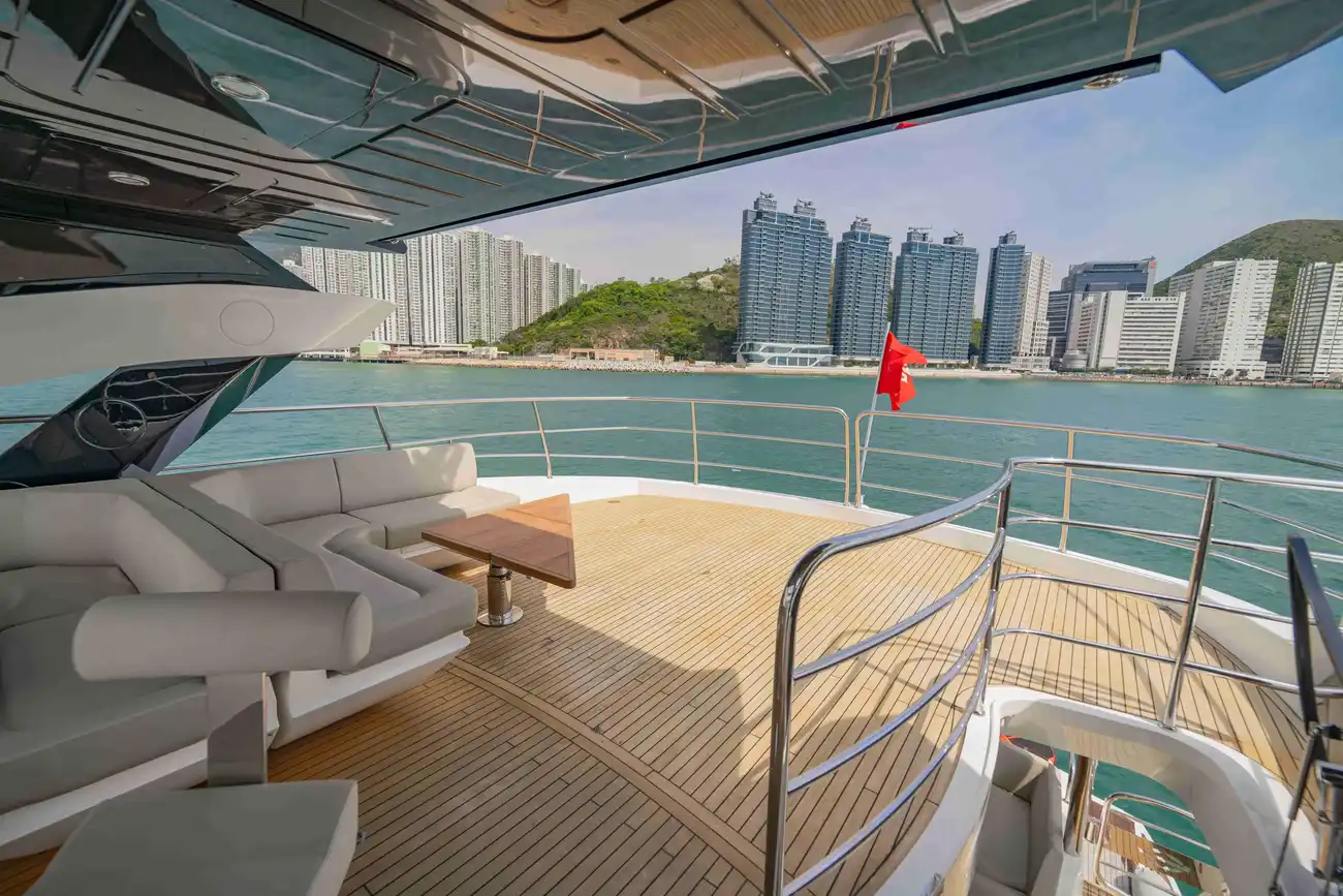 Thumbnail von Яхта Sunseeker 86