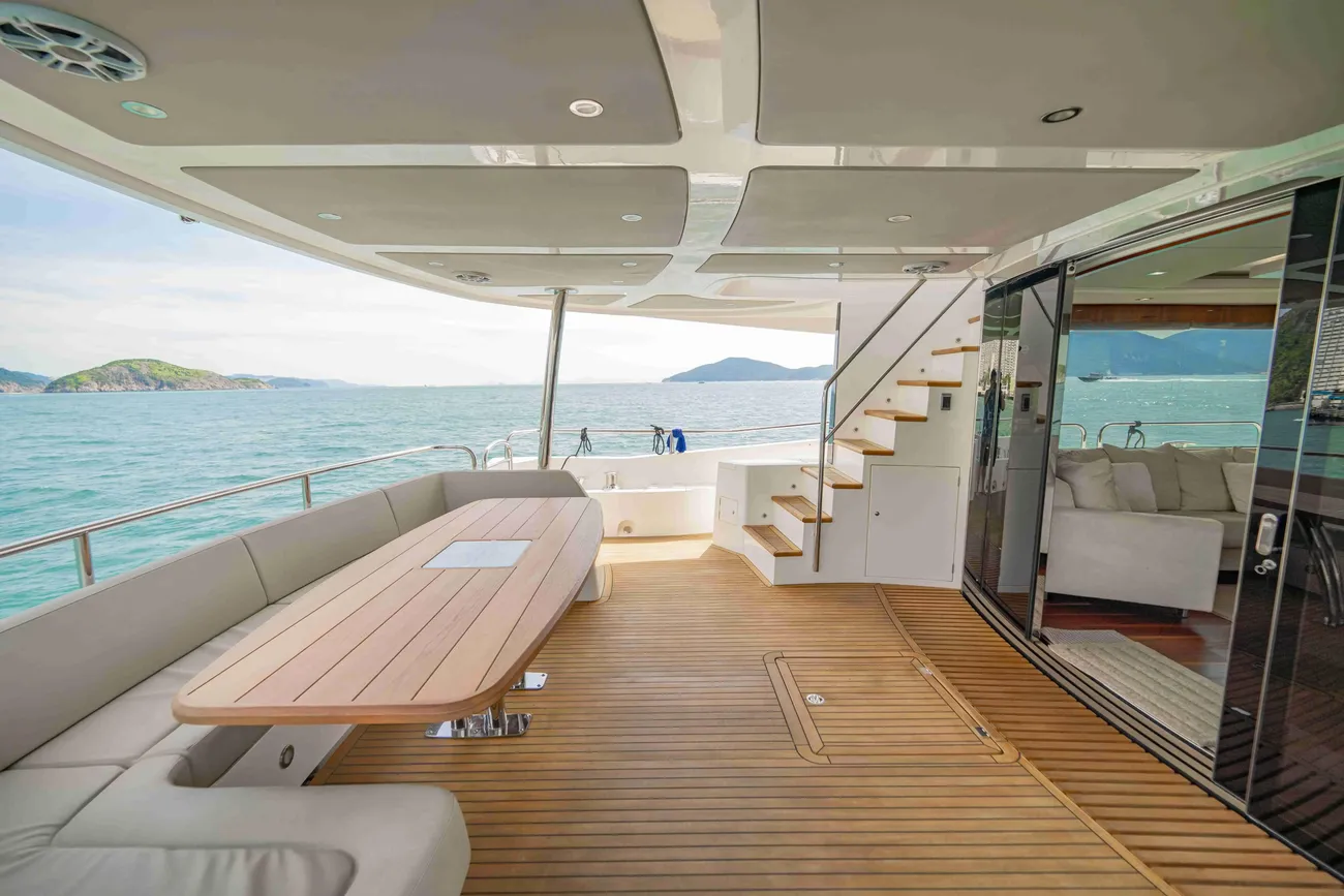 Thumbnail von Яхта Sunseeker 86