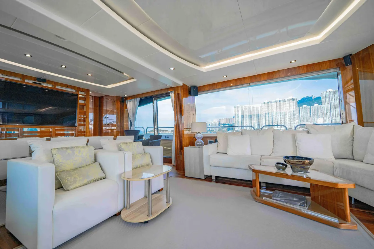 Thumbnail von Яхта Sunseeker 86