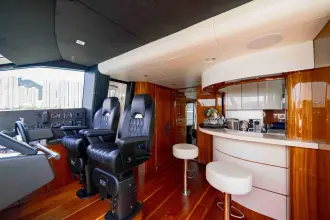 Thumbnail von Sunseeker 86 Yacht