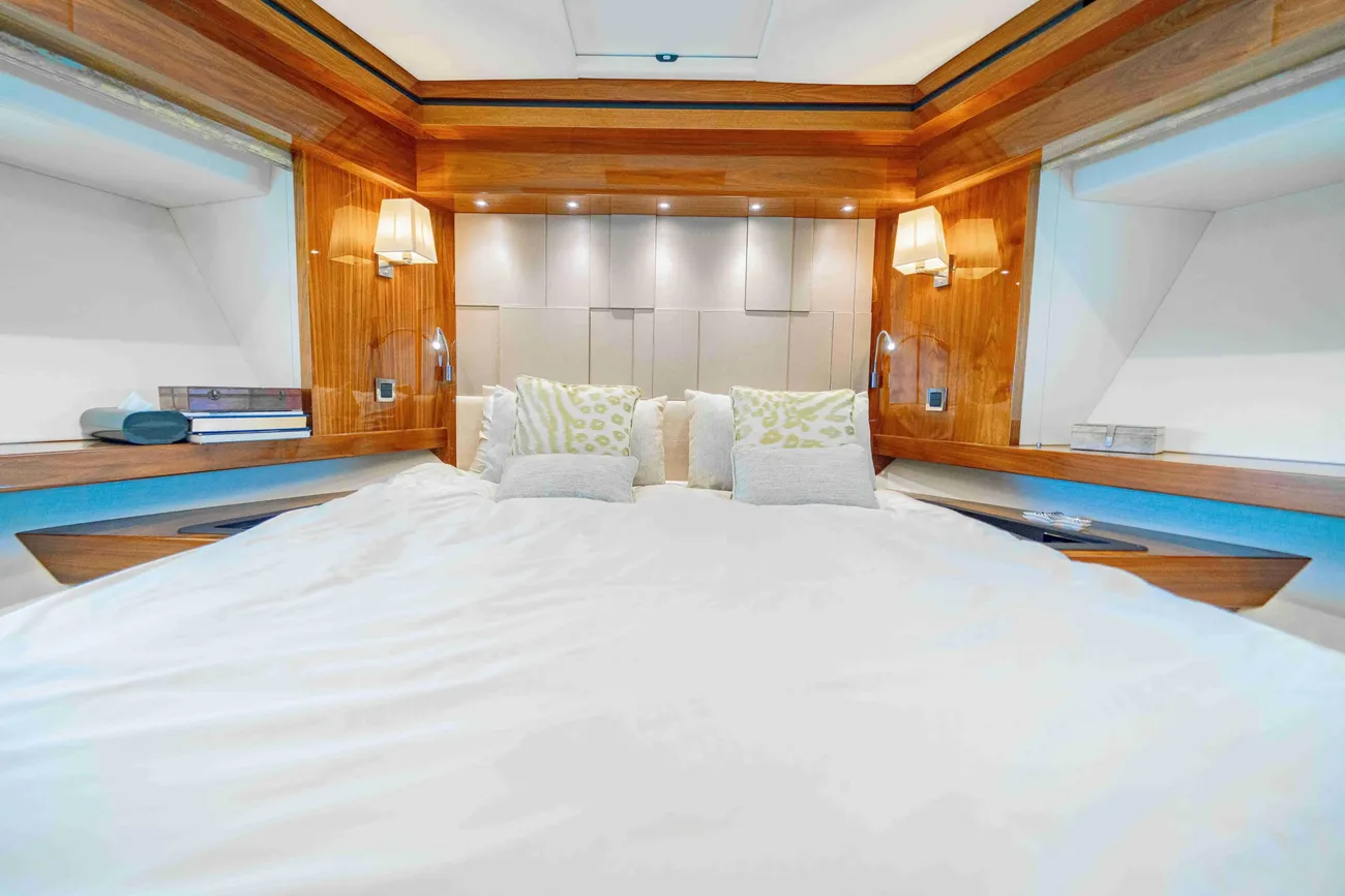 Thumbnail von Яхта Sunseeker 86