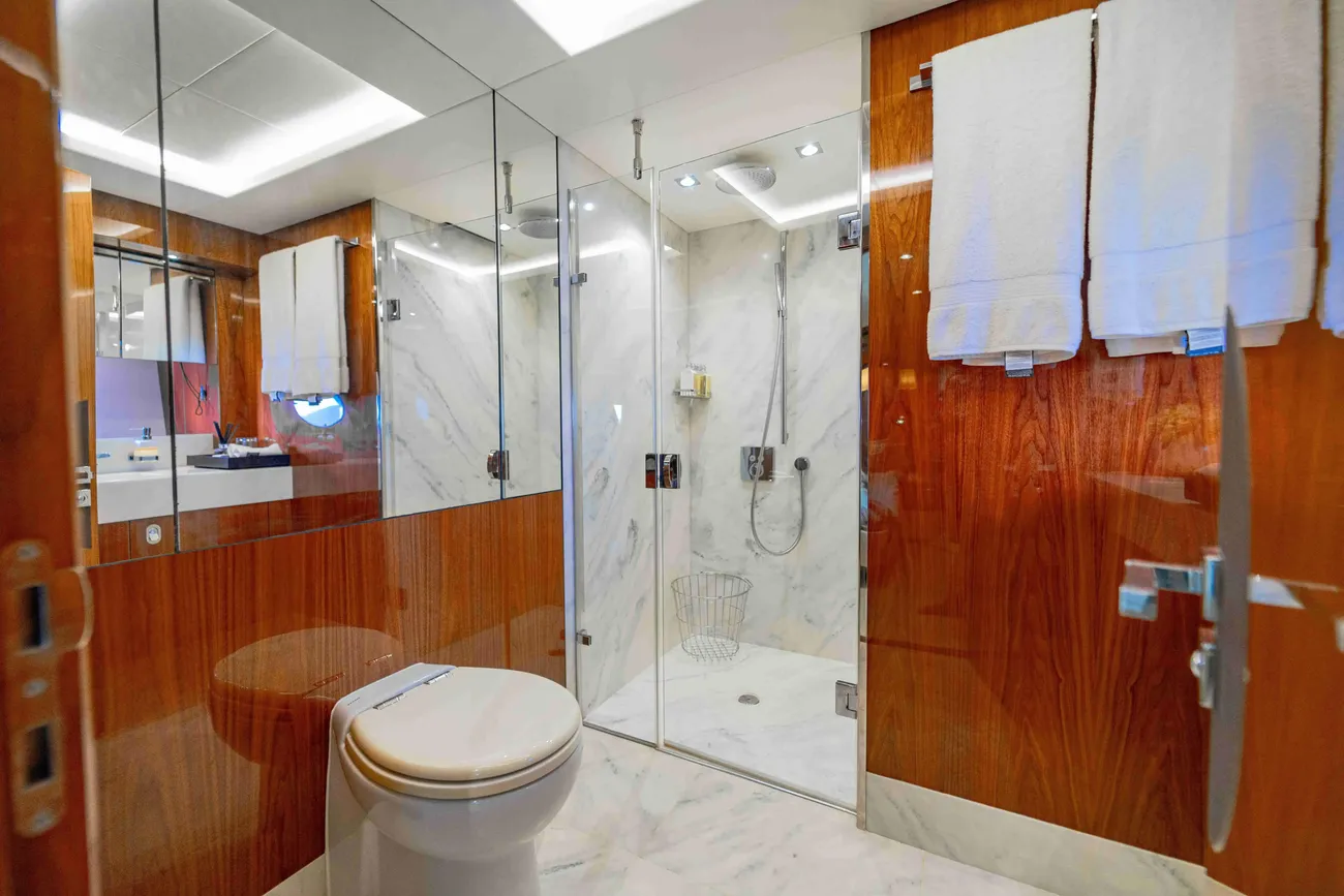 Thumbnail von Яхта Sunseeker 86