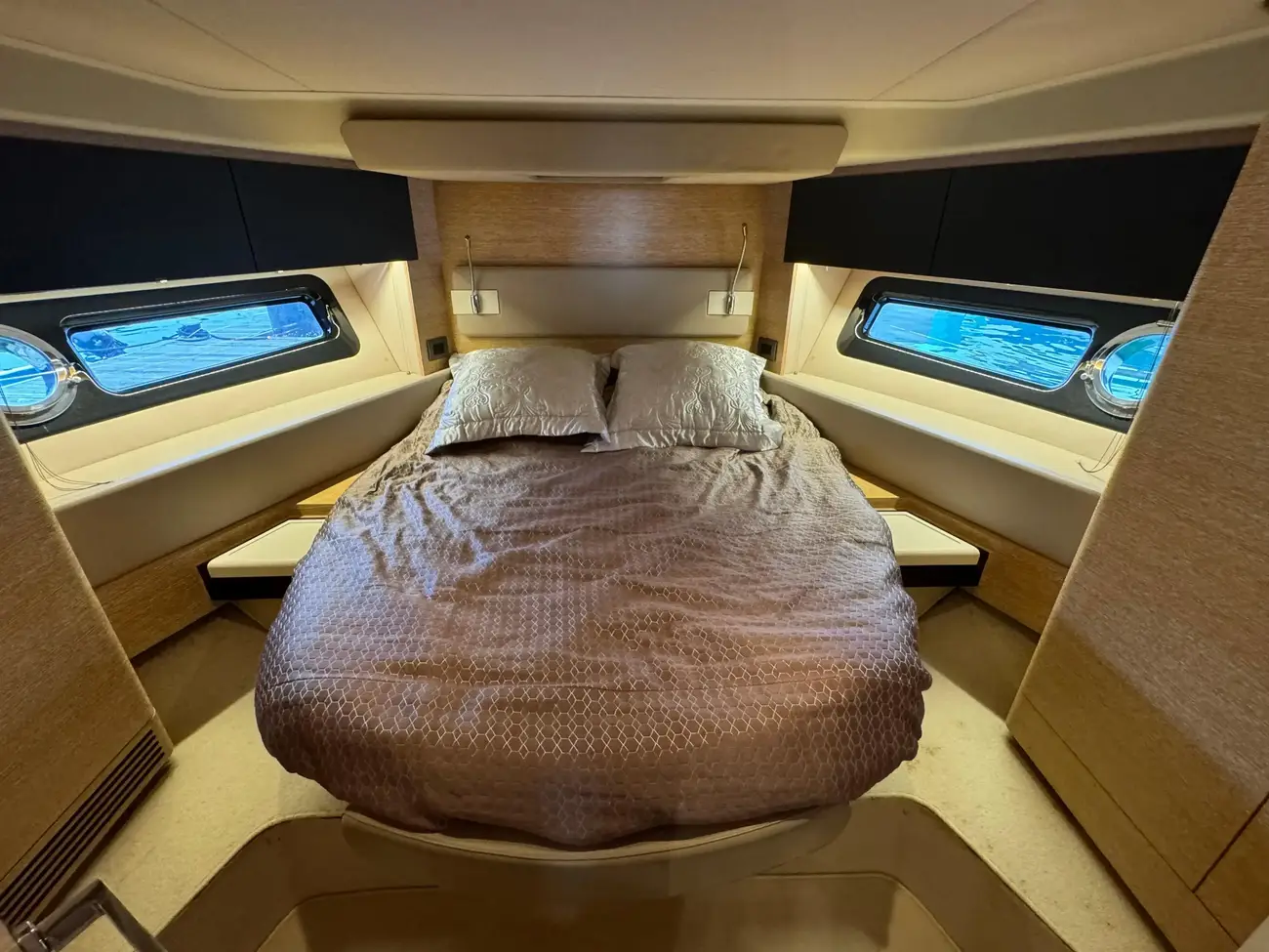 Thumbnail von Azimut 50