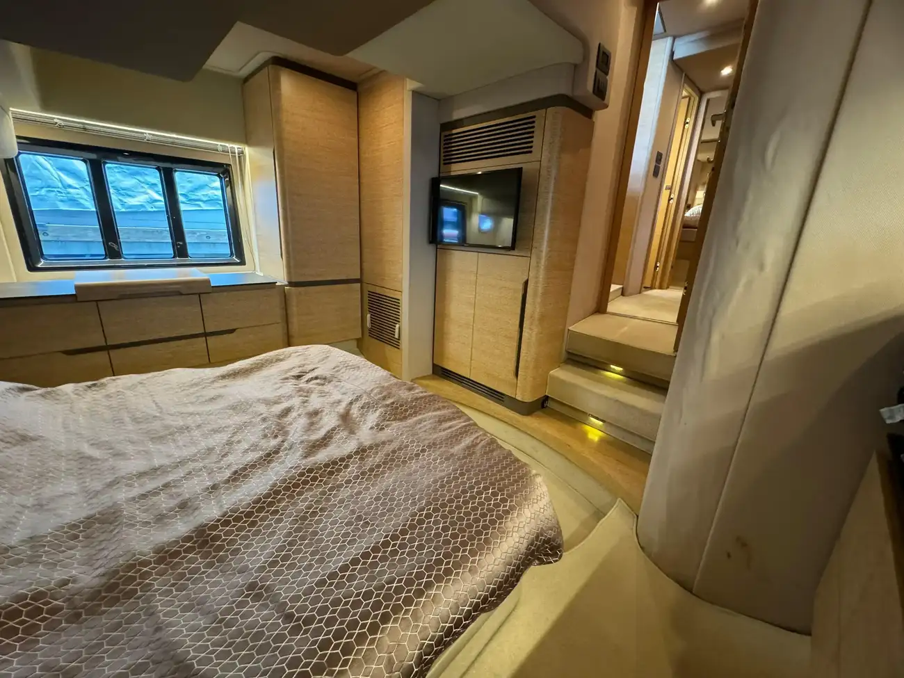 Thumbnail von Azimut 50