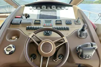 Thumbnail von Sessa Marine 54 Fly