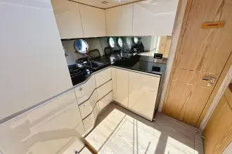 Thumbnail von Sessa Marine 54 Fly