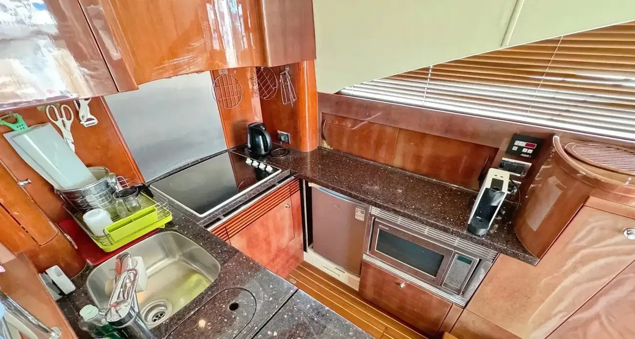 Thumbnail von Fairline Squadron 58