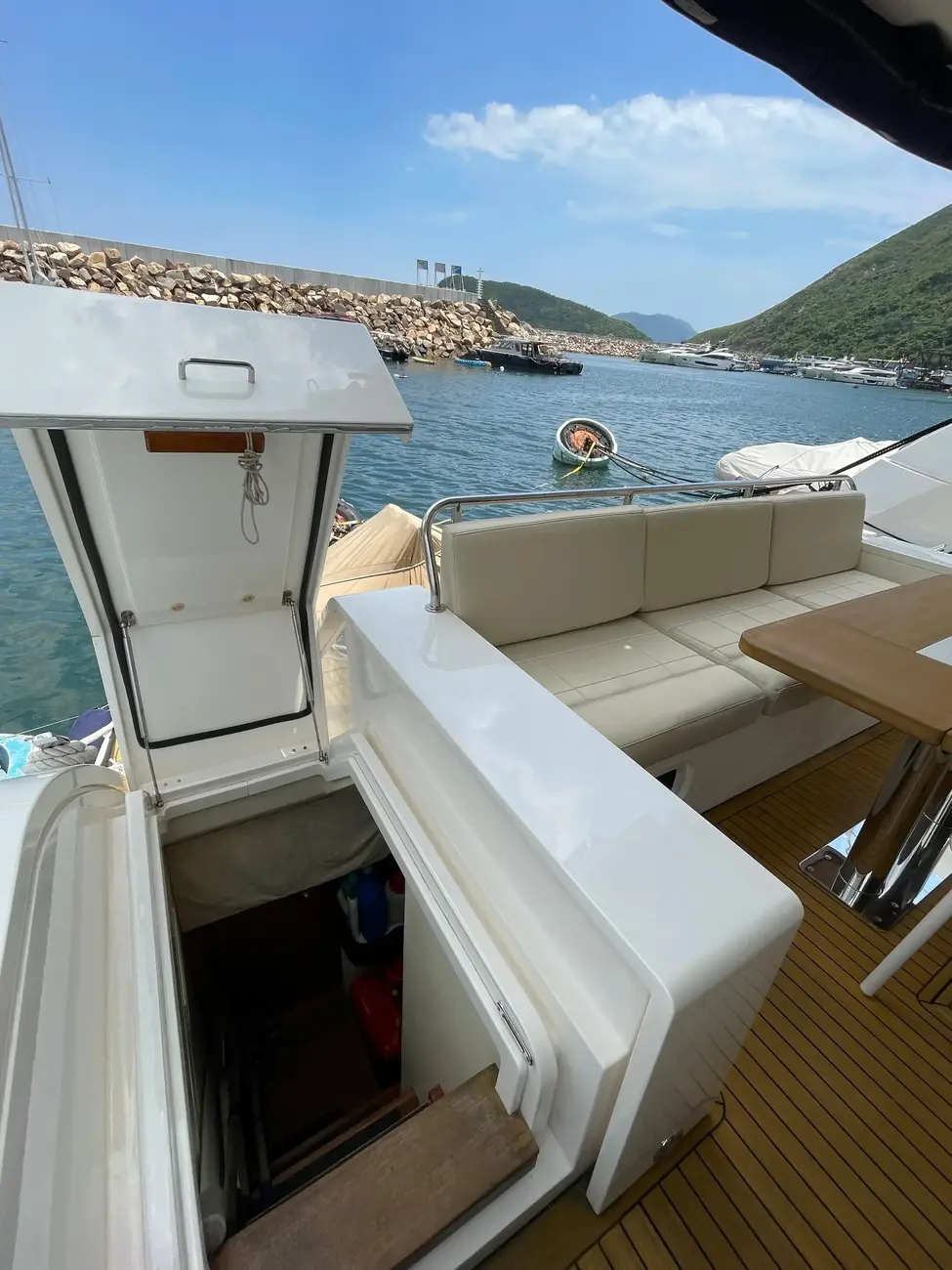 Thumbnail von Fairline Squadron 65