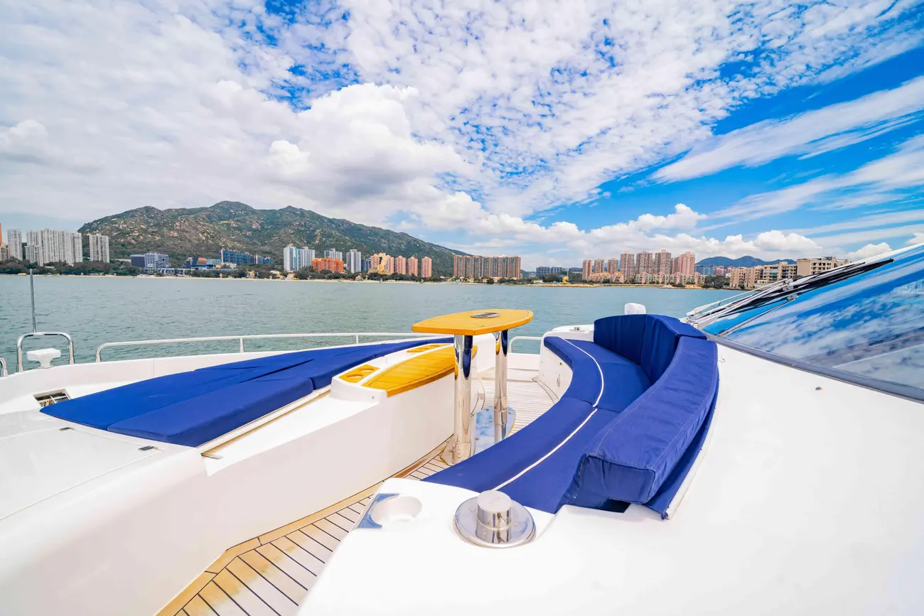 Thumbnail von Sunseeker 88 Yacht