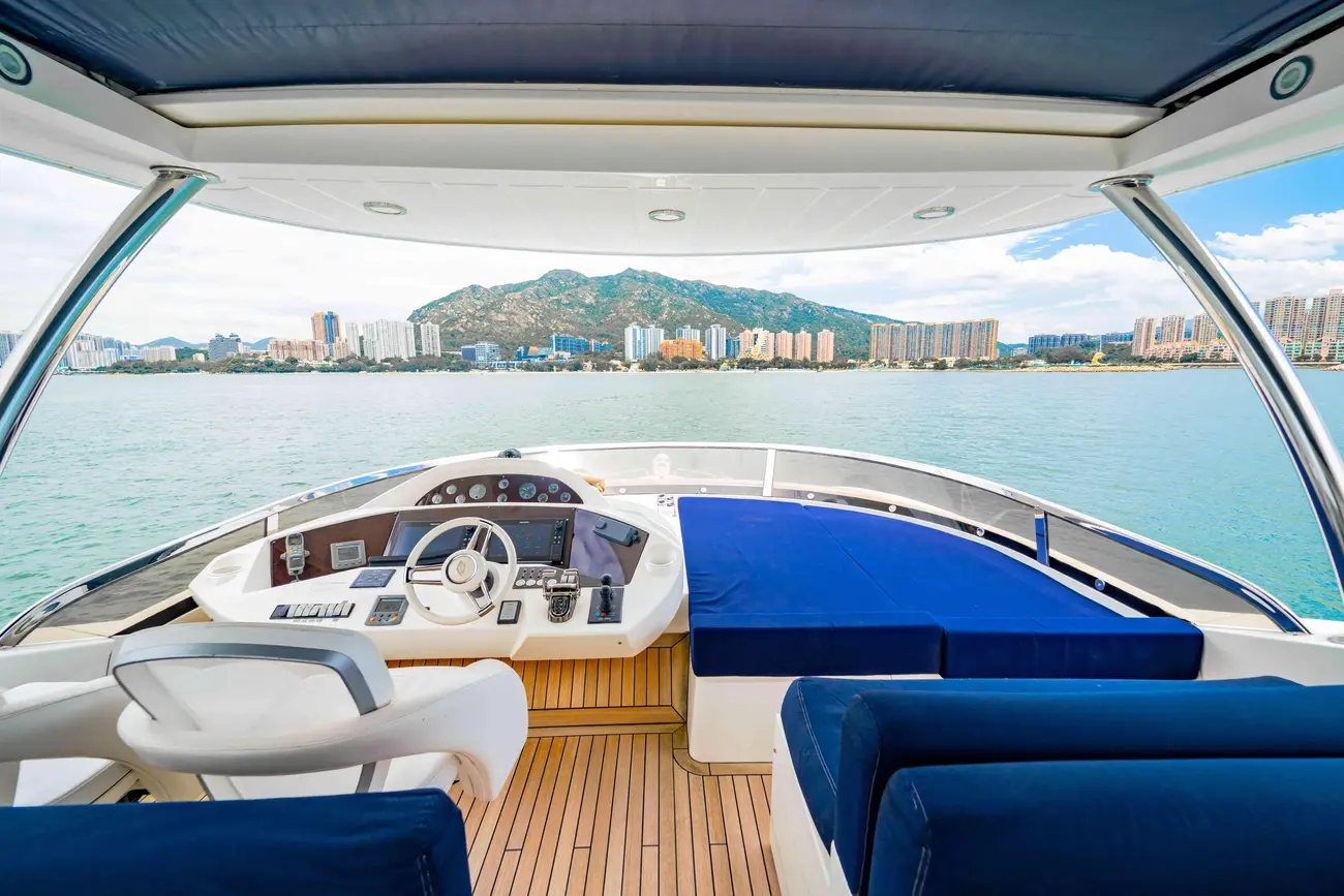 Thumbnail von Sunseeker 88 Yacht