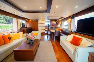 Thumbnail von Sunseeker 88 Yacht