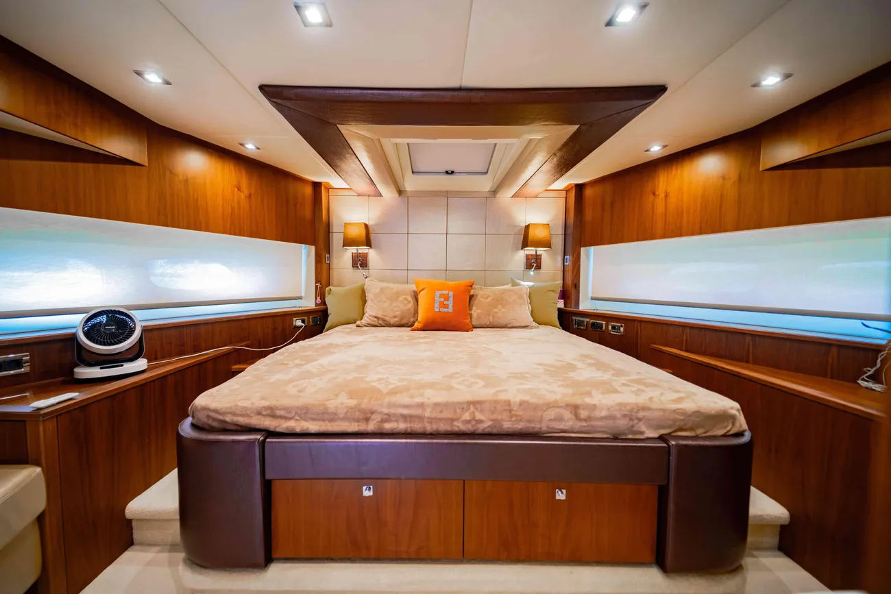 Thumbnail von Sunseeker 88 Yacht