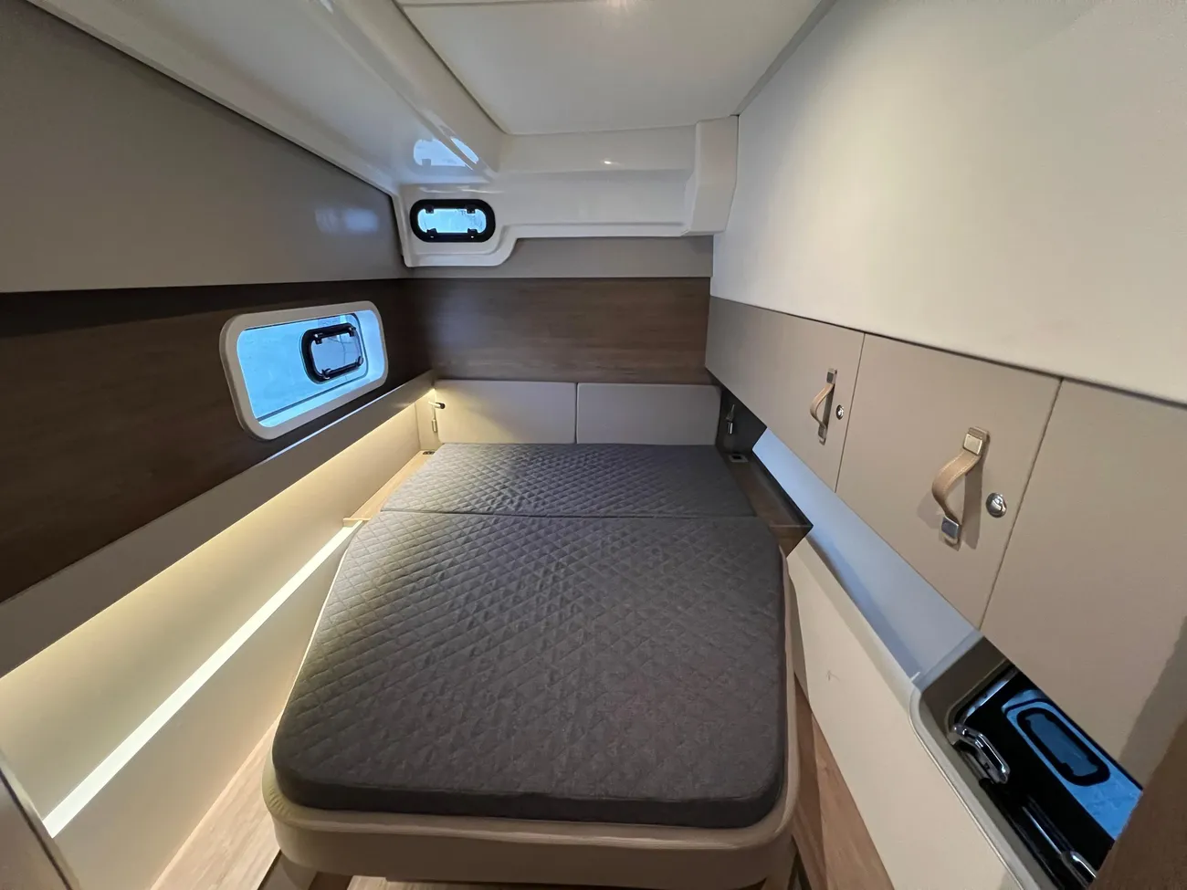 Thumbnail von Bali Catspace Sail Bali CATSPACE