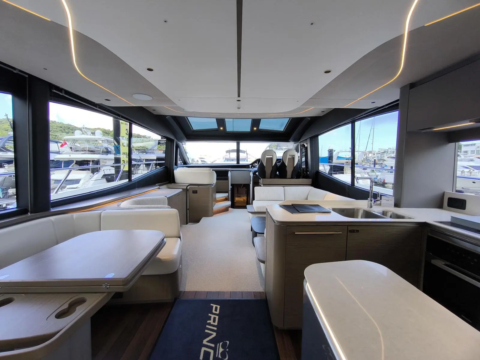 Thumbnail von プリンセス S72