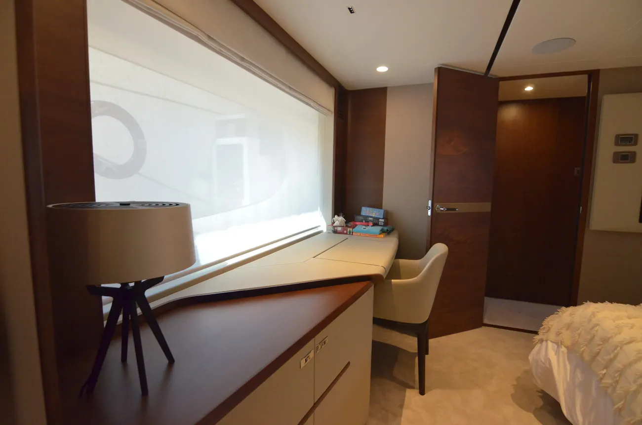 Thumbnail von Princesse Y85