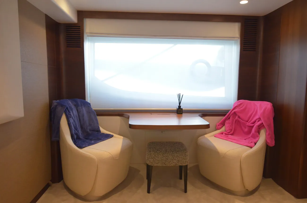 Thumbnail von Princesse Y85