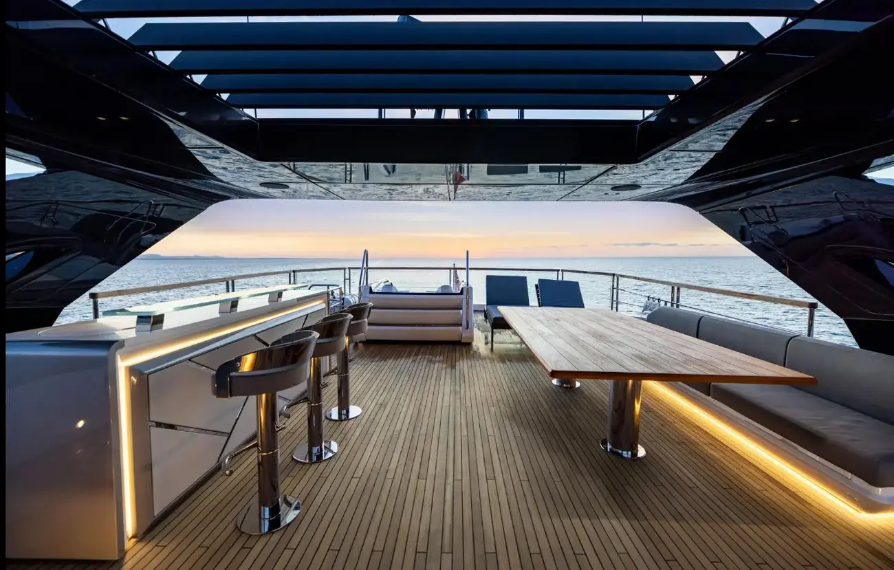 Thumbnail von Sunseeker 100 Yacht