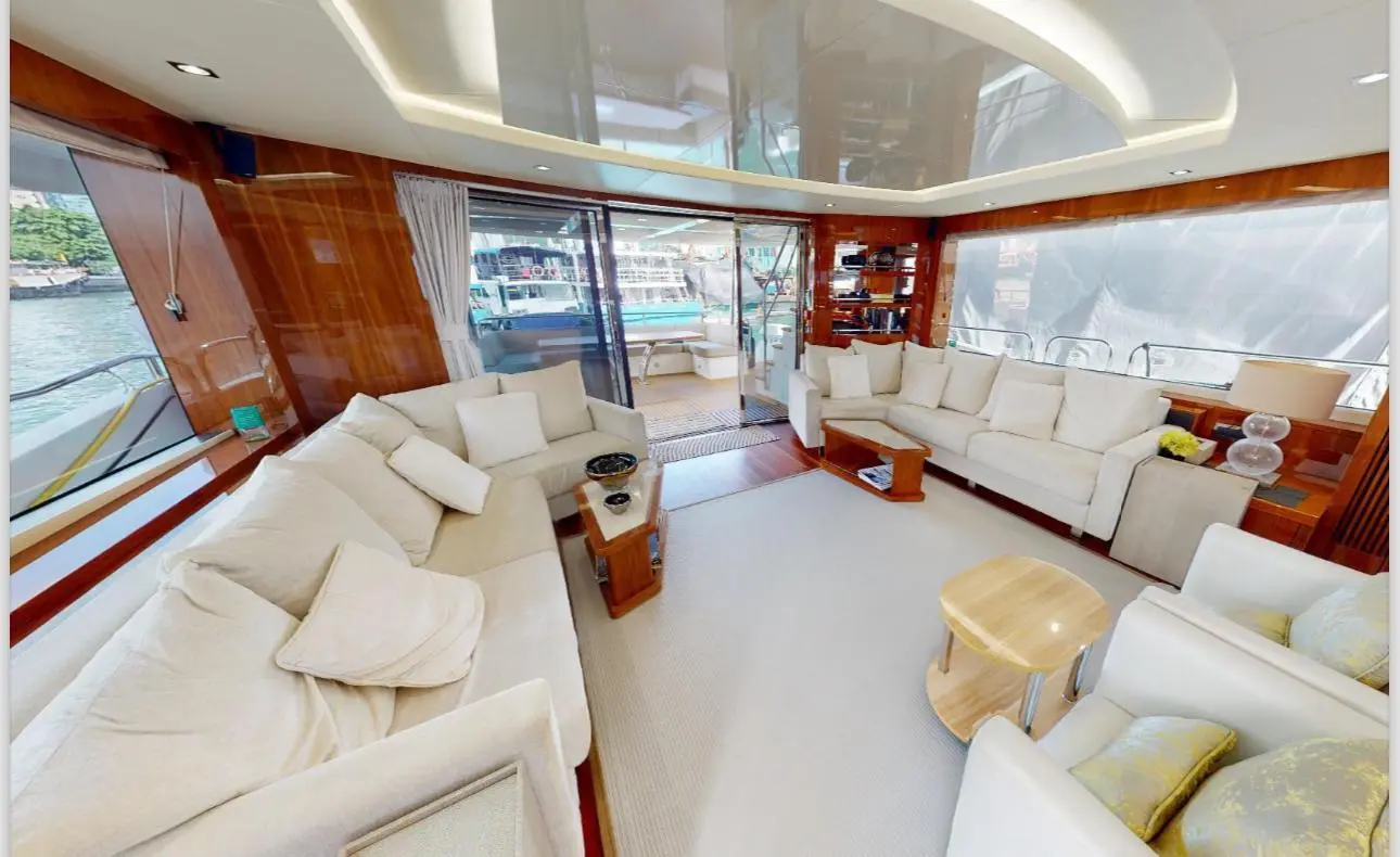 Thumbnail von Sunseeker 86 Yacht