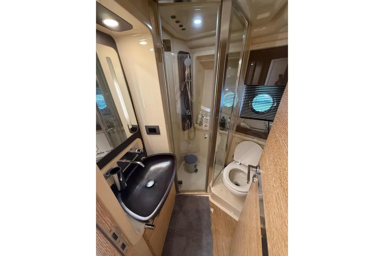 Thumbnail von Azimut 50