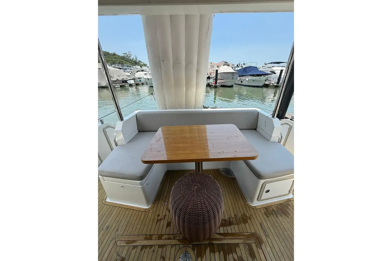 Thumbnail von Azimut 50