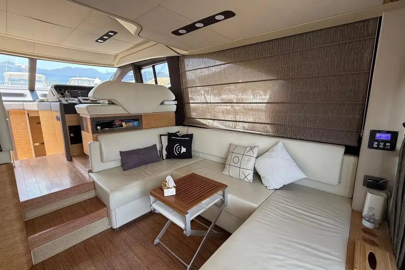 Thumbnail von Azimut 50