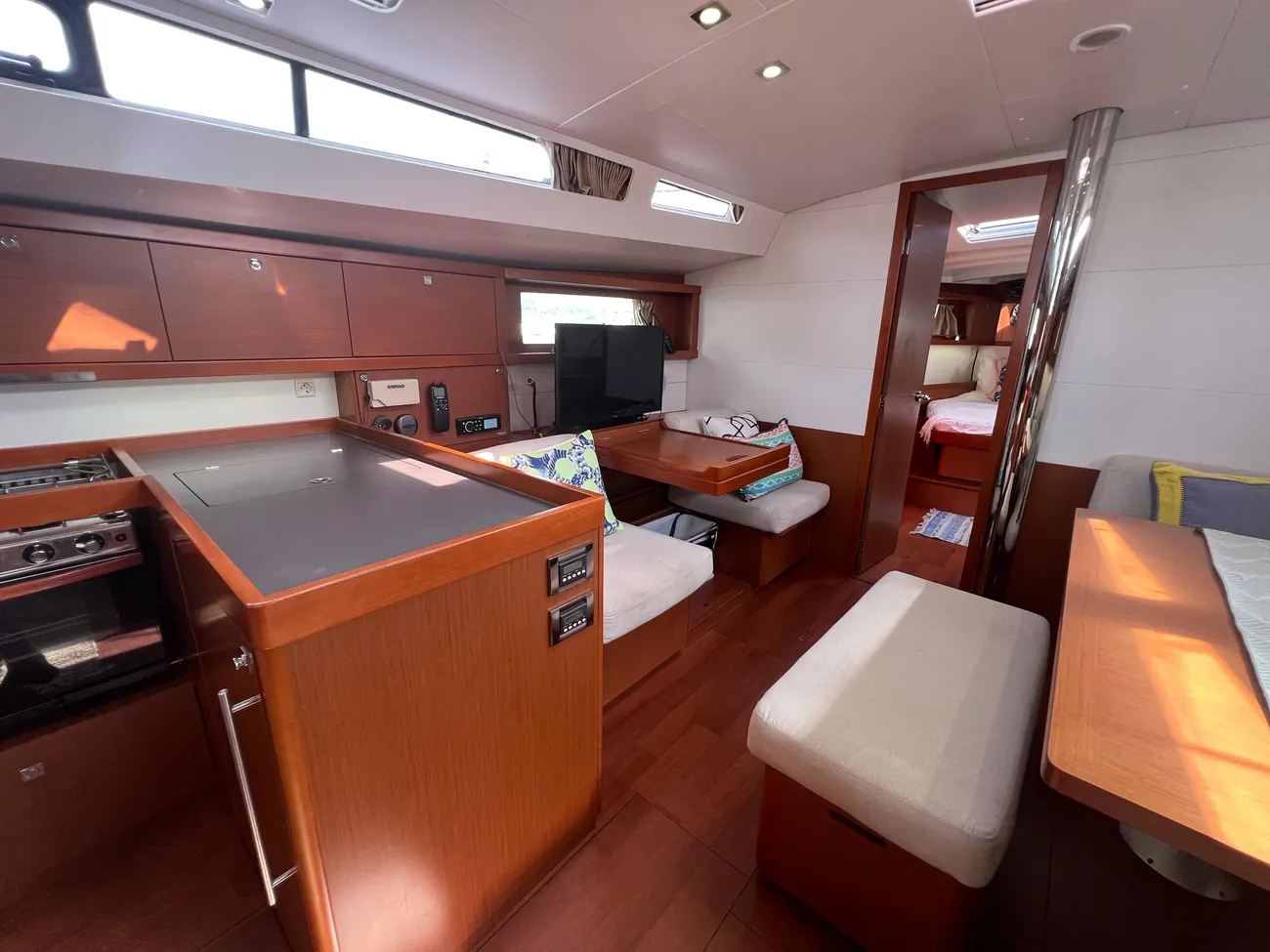 Thumbnail von Beneteau Oceanis 48 10103040