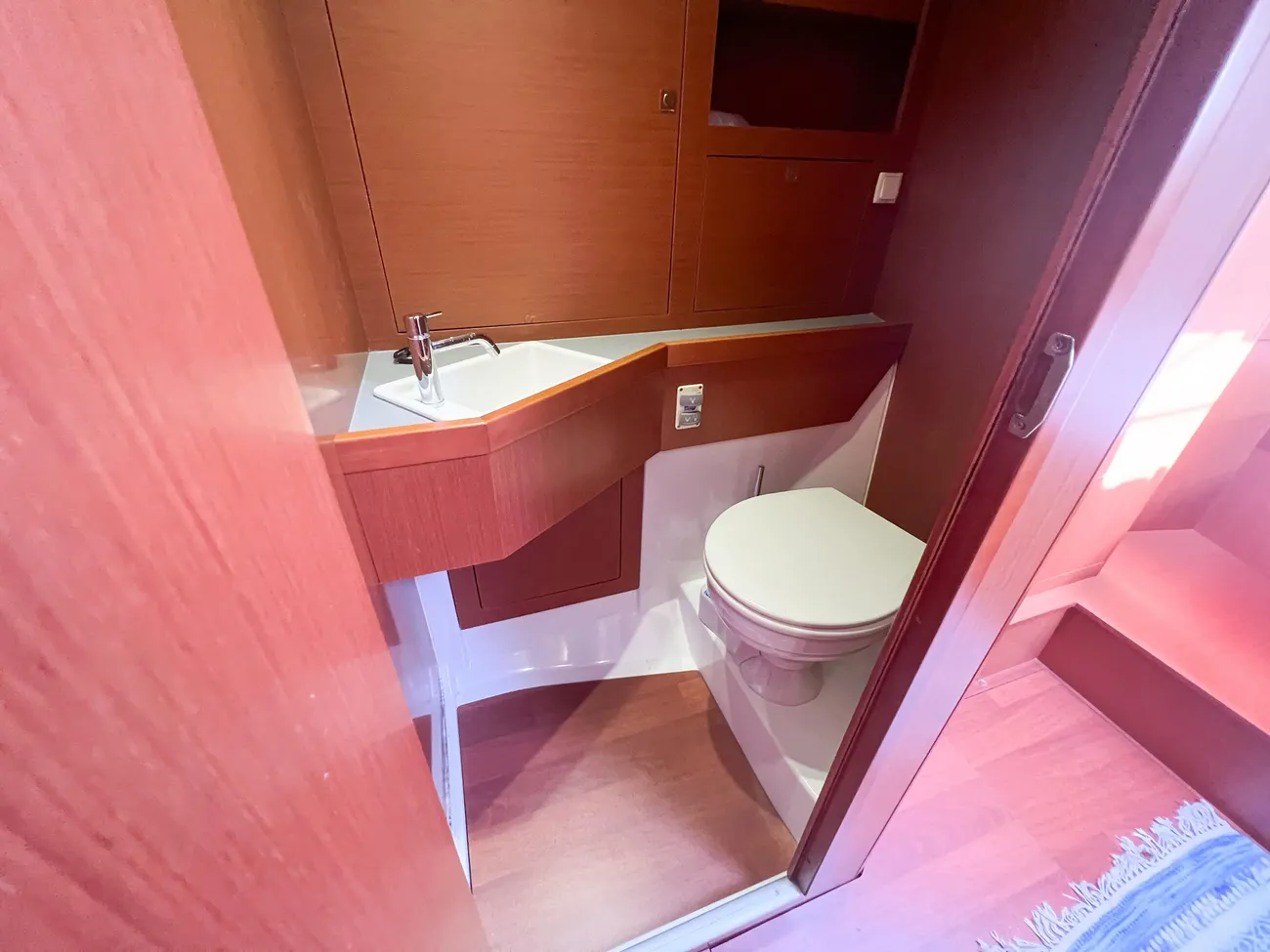 Thumbnail von Beneteau Oceanis 48 10103040