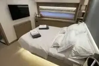 Thumbnail von Prestige 690