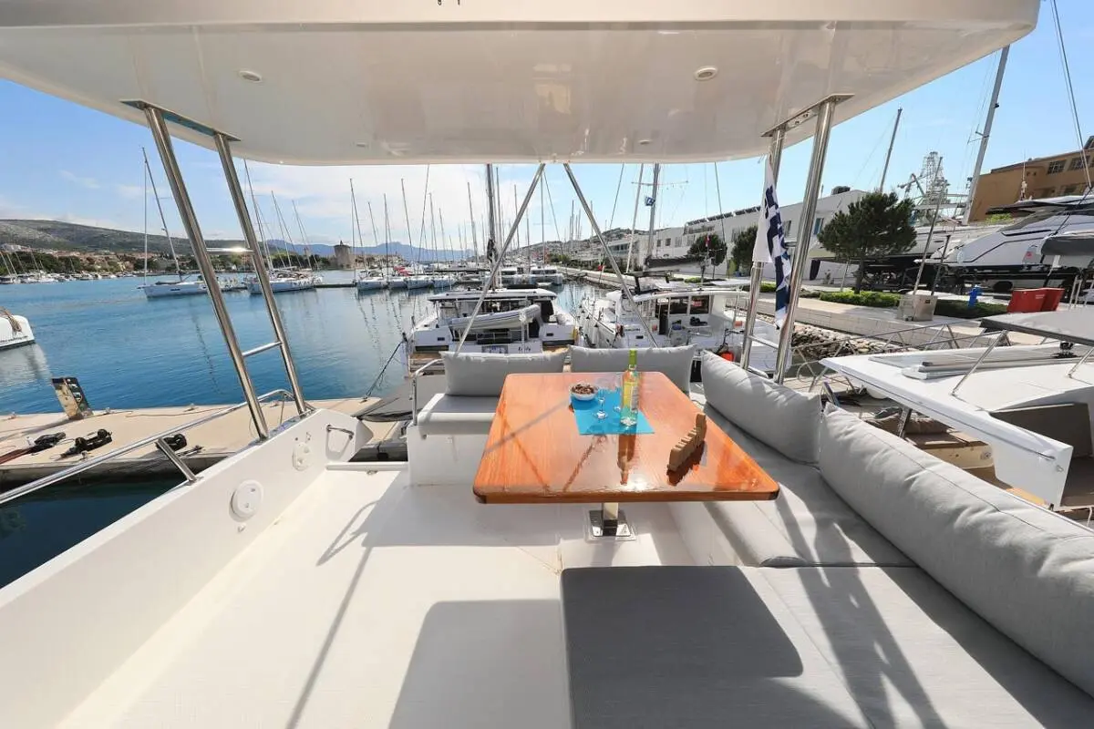 Thumbnail von Fountaine Pajot MY 37