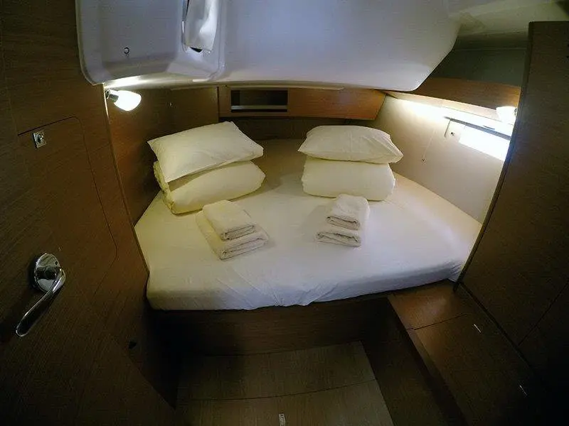 Thumbnail von Dufour 430 Grand Large