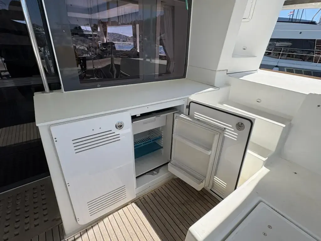 Thumbnail von Лагуна 450