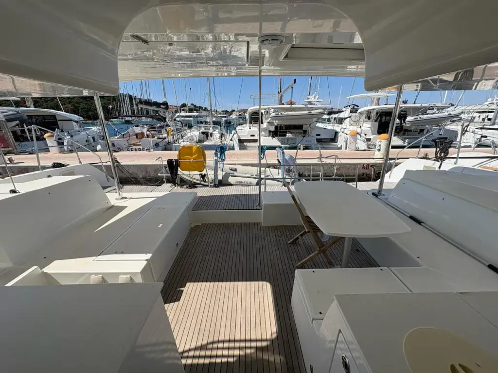 Thumbnail von Лагуна 450