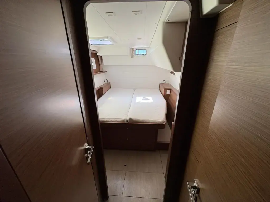 Thumbnail von Лагуна 450