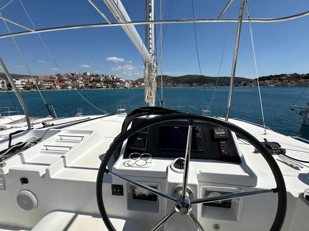 Thumbnail von Лагуна 450