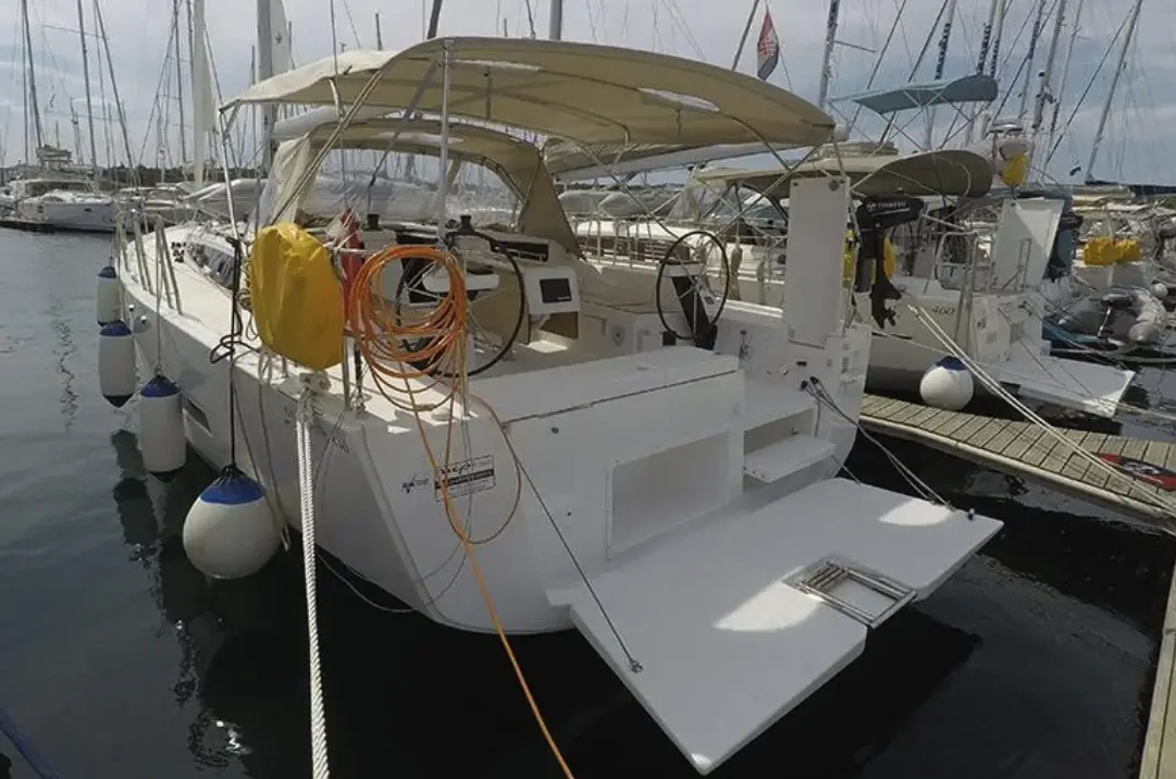 Thumbnail von Dufour 430 Magdalena