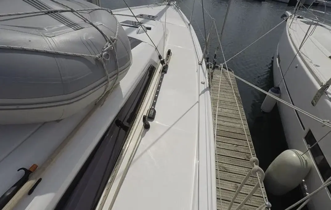 Thumbnail von Dufour 430 Magdalena