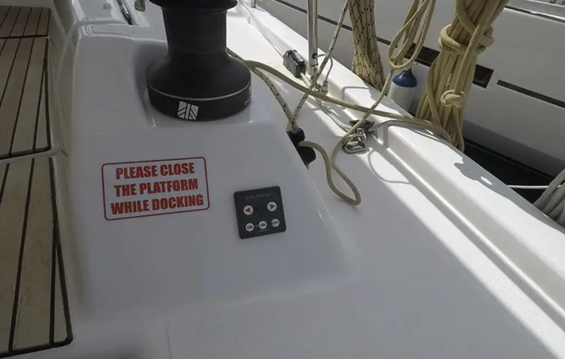 Thumbnail von Dufour 430 Magdalena