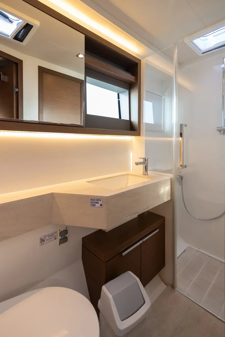 Thumbnail von Lagoon 50 KATKA