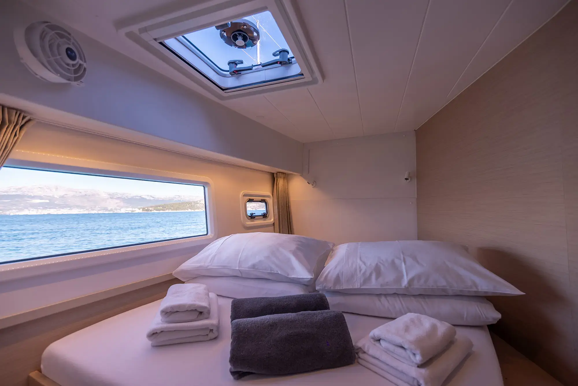 Thumbnail von Lagoon 42 NOUS TROUVER