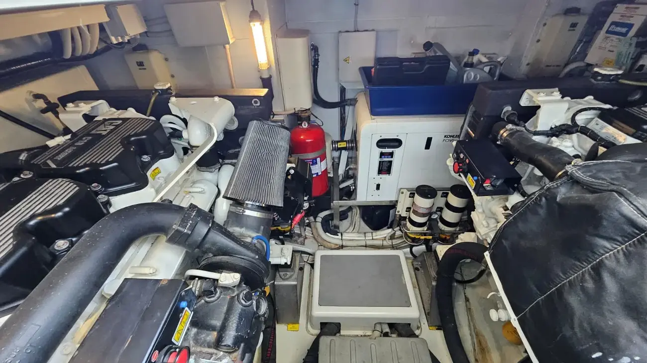 Thumbnail von Azimut 62