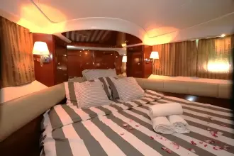 Thumbnail von Prestige 46 Fly ANIMA MARIS