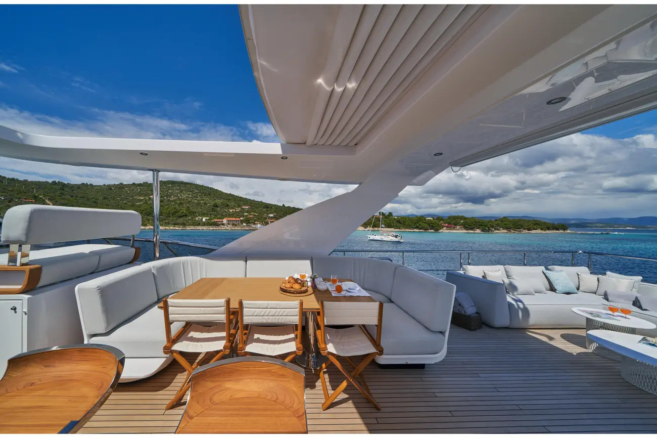 Thumbnail von Azimut Grande 27M Aluminia Too