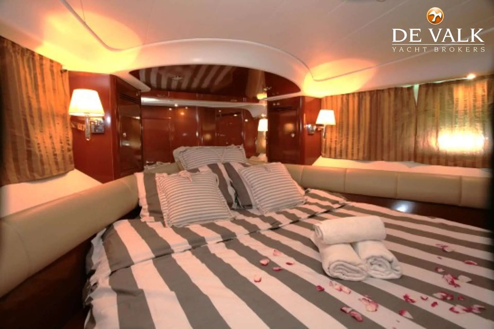 Thumbnail von Prestige 46 Flybridge