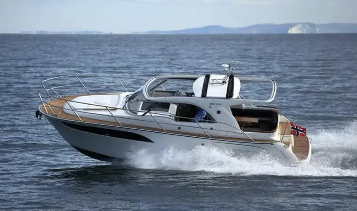 Marex 310 Sun Cruiser