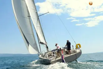 Thumbnail von Beneteau First 44