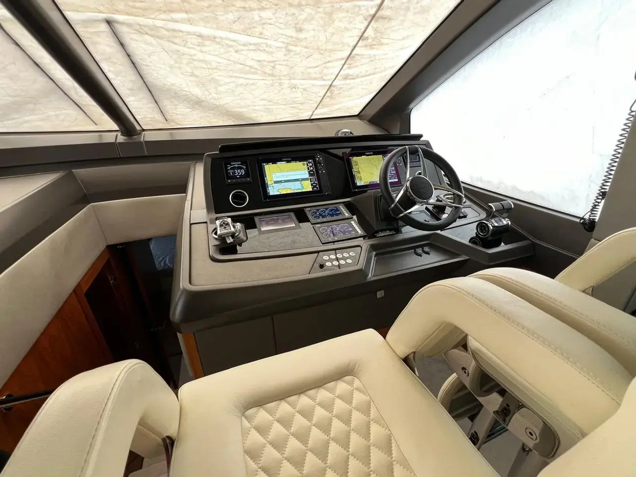 Thumbnail von Sunseeker Manhattan 66 SERILLA