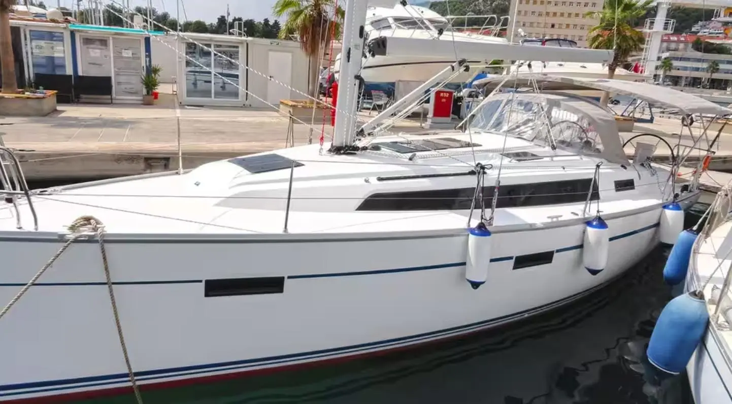 Thumbnail von Bavaria Cruiser 37