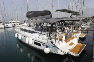 Thumbnail von Bavaria C42