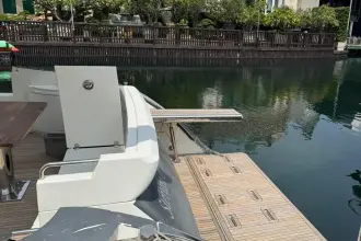 Thumbnail von Azimut 60