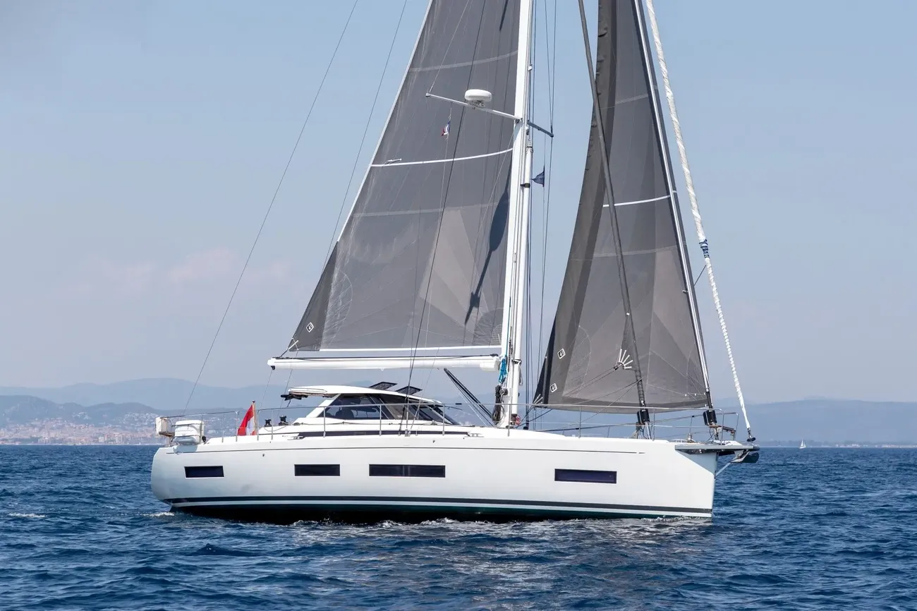 Thumbnail von Amel 50